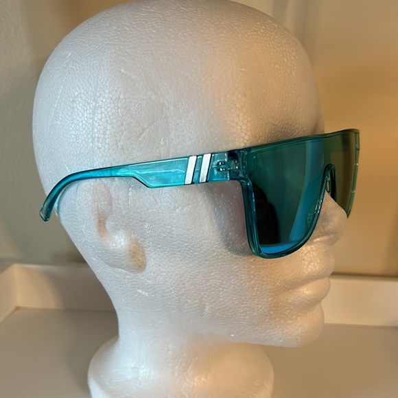CAKE blue shield sunglasses - Picture 5 of 10